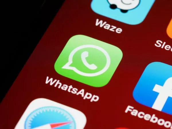 WhatsApp.