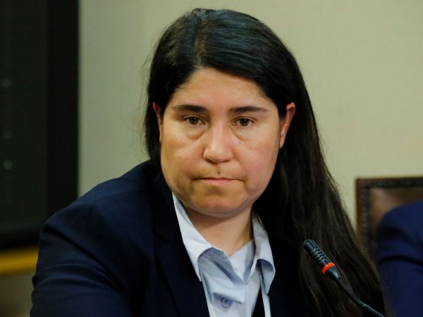 Pamela Venegas jefa Estadio Seguro