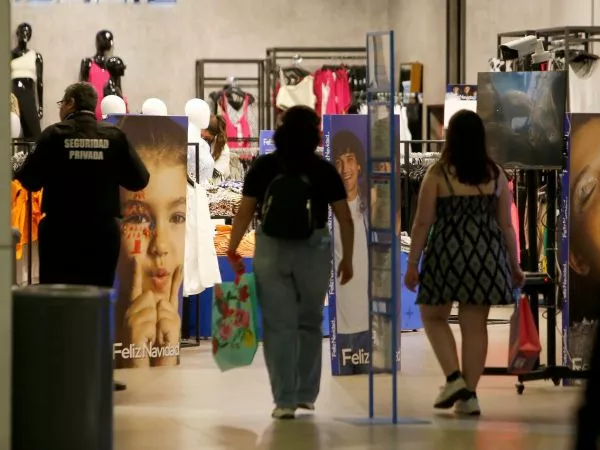 Comercio en Semana Santa
