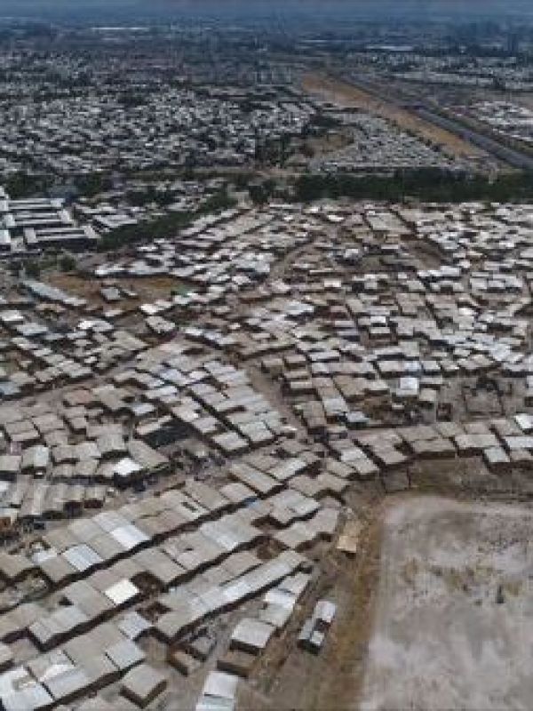 Cifra histórica de campamentos en Chile