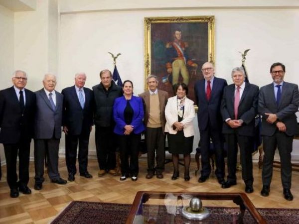 Reunión de exministros de Defensa