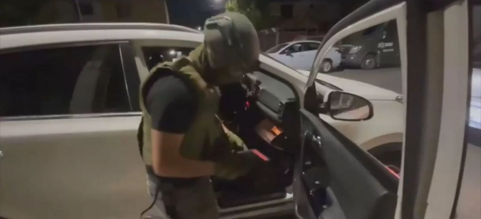 Patrulleros a la caza de autos robados