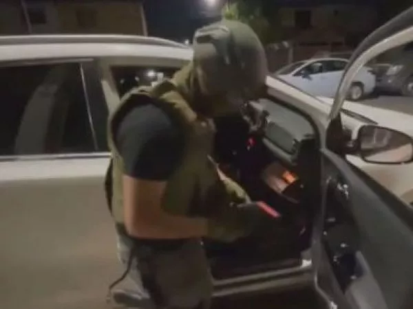 Patrulleros a la caza de autos robados
