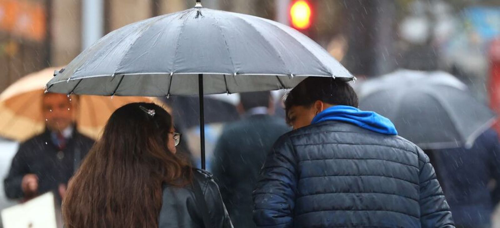 Iván Torres y pronóstico de lluvia en Santiago