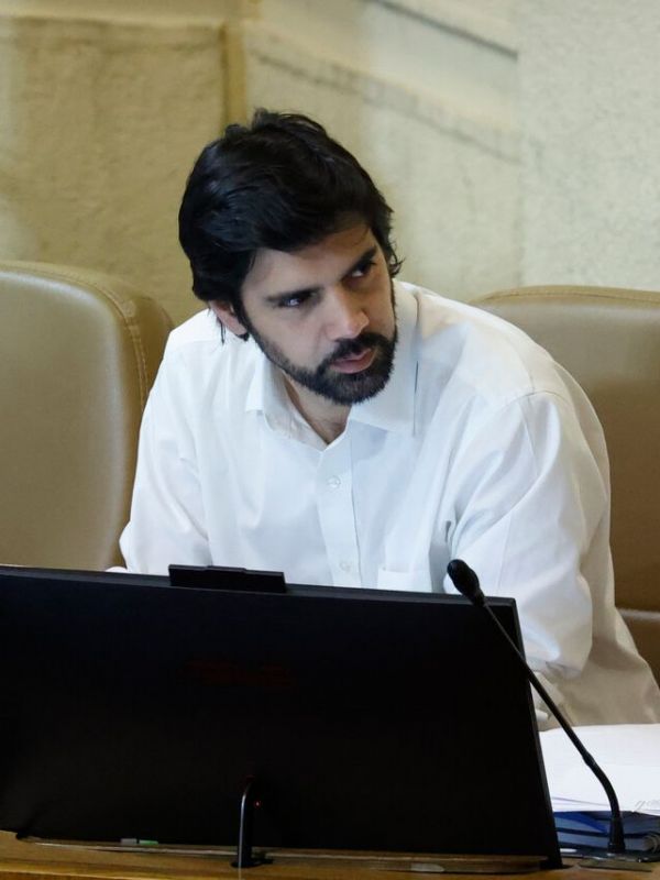 Foto: Joaquín Lavín León, Aton.