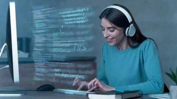 Persona trabajando con IA