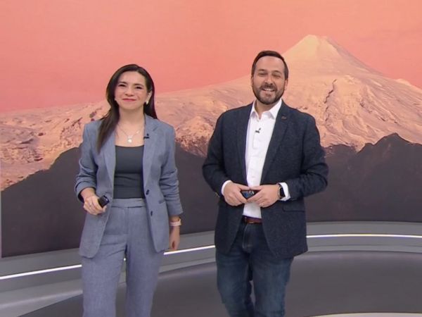 Valentina Reyes y Rafael Venegas en 24 Horas Tu Mañana.