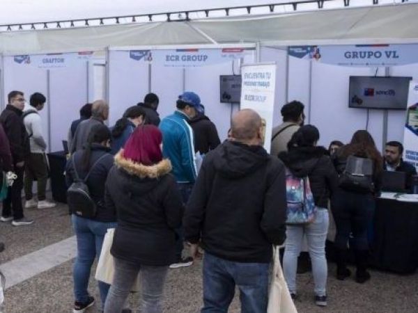 PUESTOS LABORALES EN FERIA