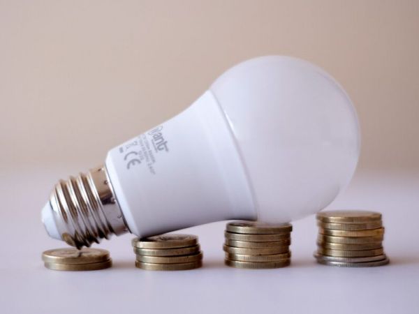 Ampolleta. Subsidio Eléctrico.