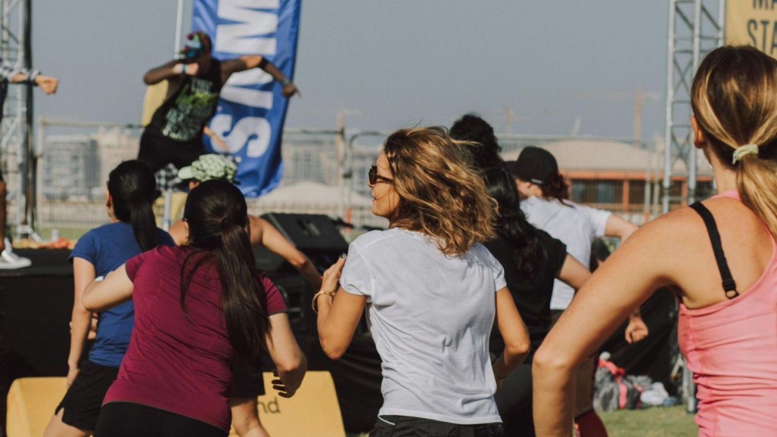 CLASES DE ZUMBA REFERENCIAL
