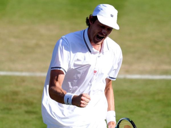 Nicolás Jarry avanzó a octavos de final de Wimbledon