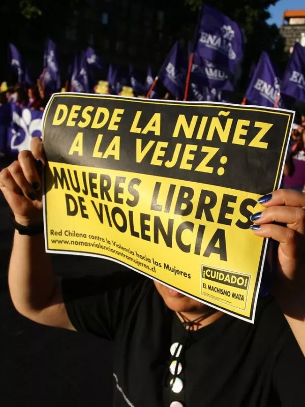 Femicidios marcan leve baja este 2025, pero expertas piden 