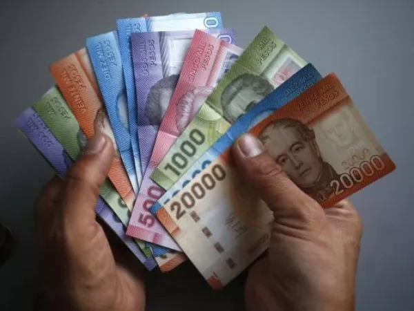 Bono al Trabajo de la Mujer pago de julio. Billetes