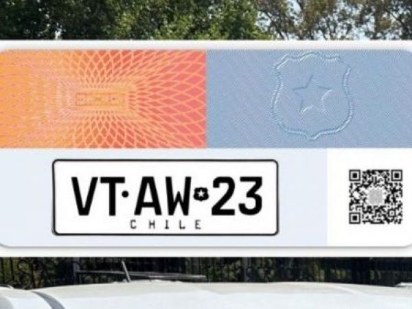 Tercera placa patente