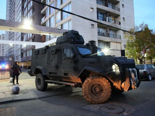 PDI y Carabineros en allanamiento