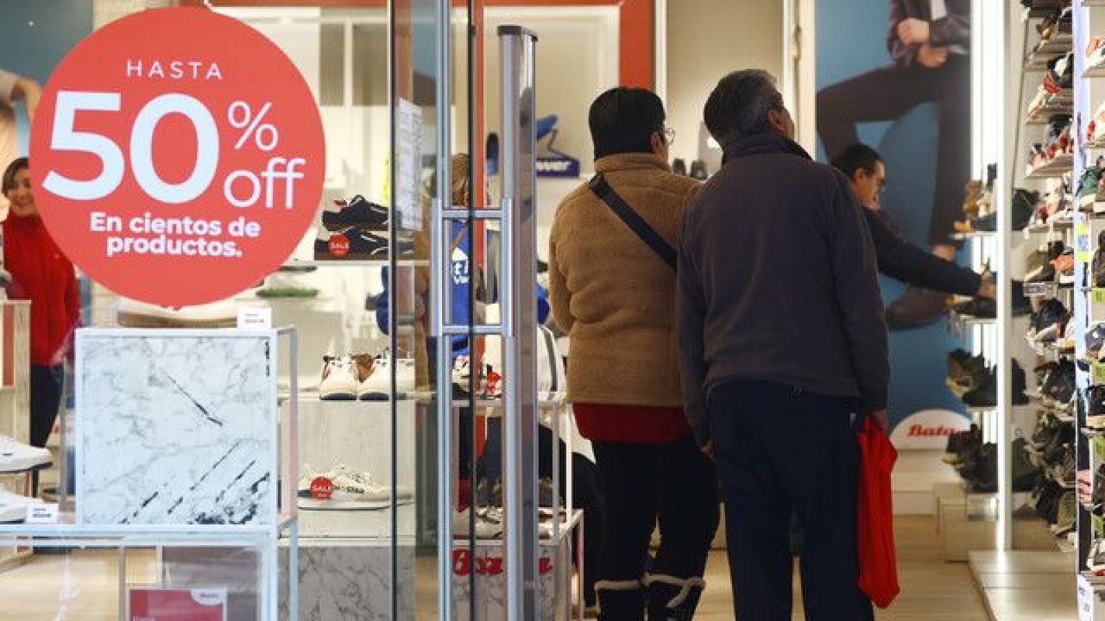 Horarios malls feriado 15 de agosto 2025