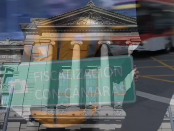 Corte de Apelaciones confirma multa a dos autos de la Suprema por transitar en vías exclusivas