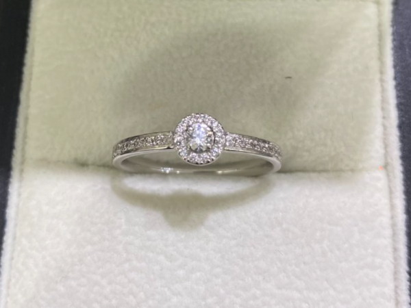 Anillo de compromiso perdido