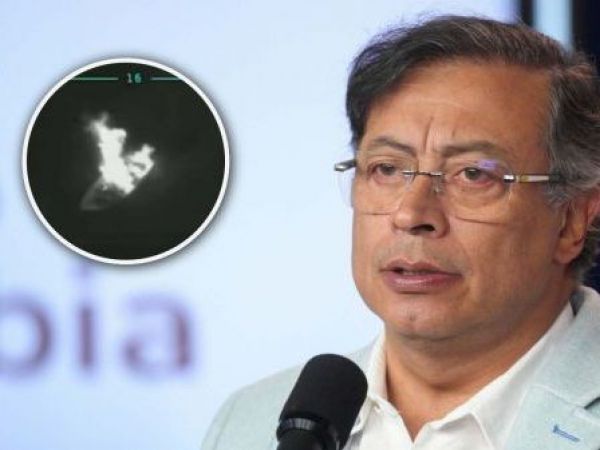 Gustavo Petro y barco atacado