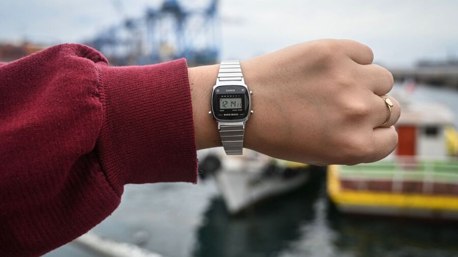 Cambio de hora 2025. Reloj.