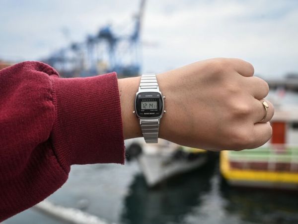 Cambio de hora 2025. Reloj.