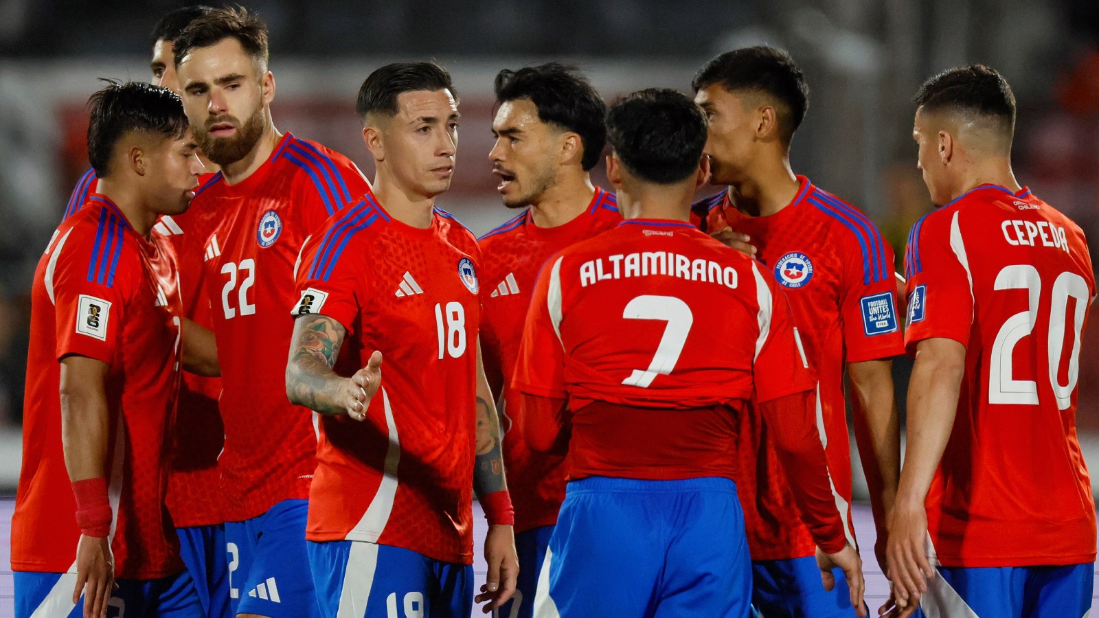Plantel de la Selección Chilena tras empatar ante Uruguay
