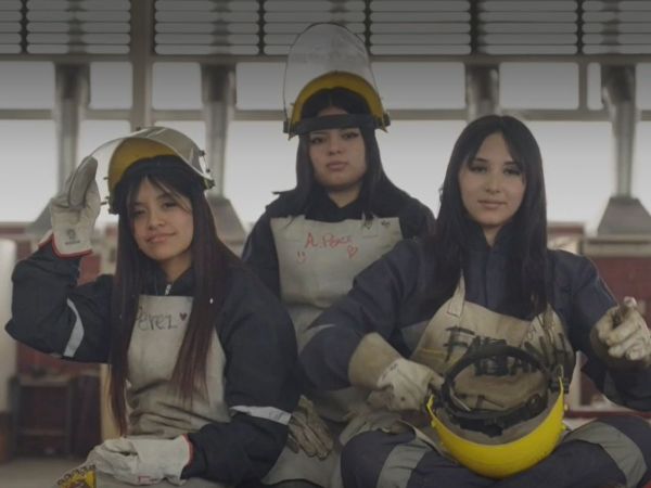 Alumnas del Liceo Francisco Frías Valenzuela de la comuna de La Granja.