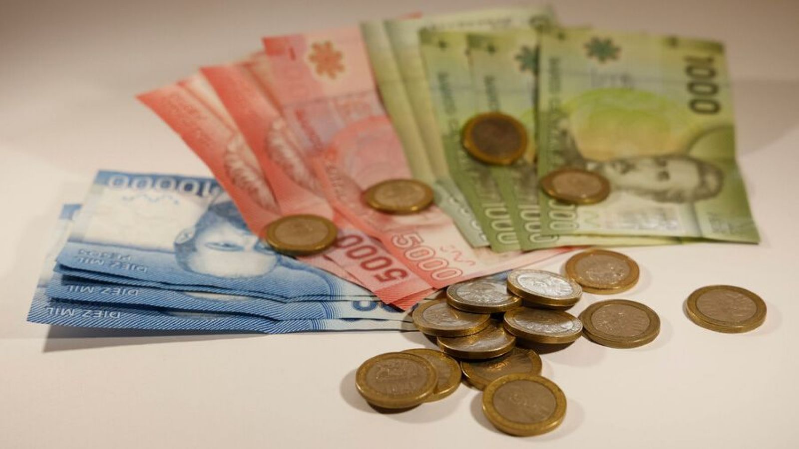 Billetes. Beneficios