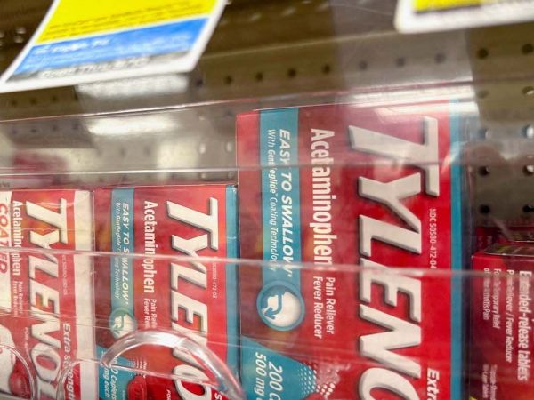 Frasco de paracetamol.