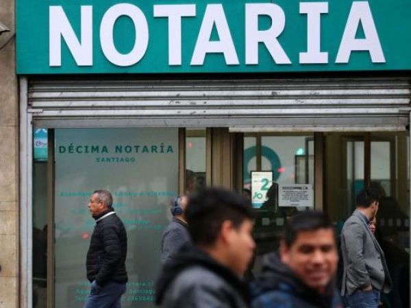 Ministro Gajardo reforma al sistema de notarías