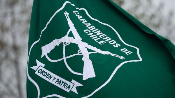 Los trabajos que ofrece Carabineros con sueldo sobre $5 millones