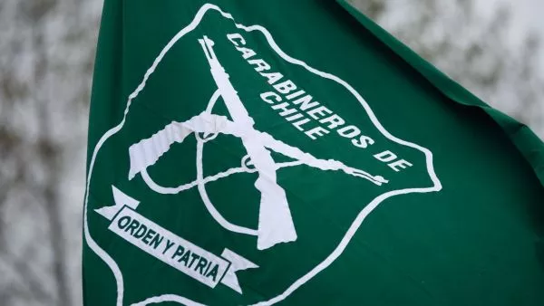 Los trabajos que ofrece Carabineros con sueldo sobre $5 millones