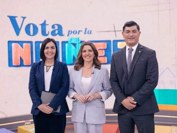 Parisi en Vota por la Niñez