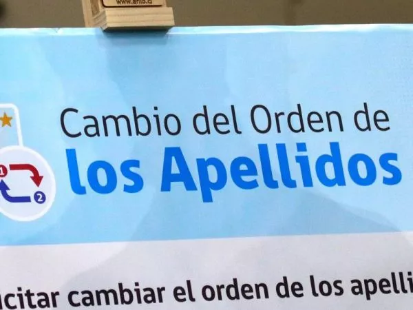 Lanzan ley de cambio de orden de apellidos