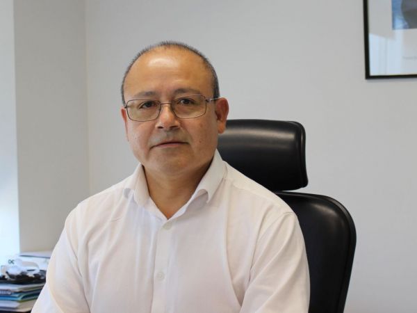 Gobierno pide renuncia a secretario ejecutivo de la CNE por escándalo en cobros de luz