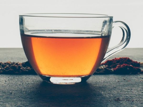 Lo que NO debes echarle al té