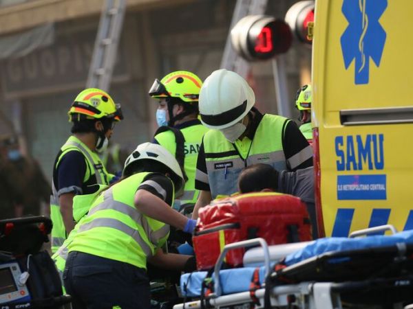 Mujer muere intoxicada por monóxido de carbono en departamento de Santiago