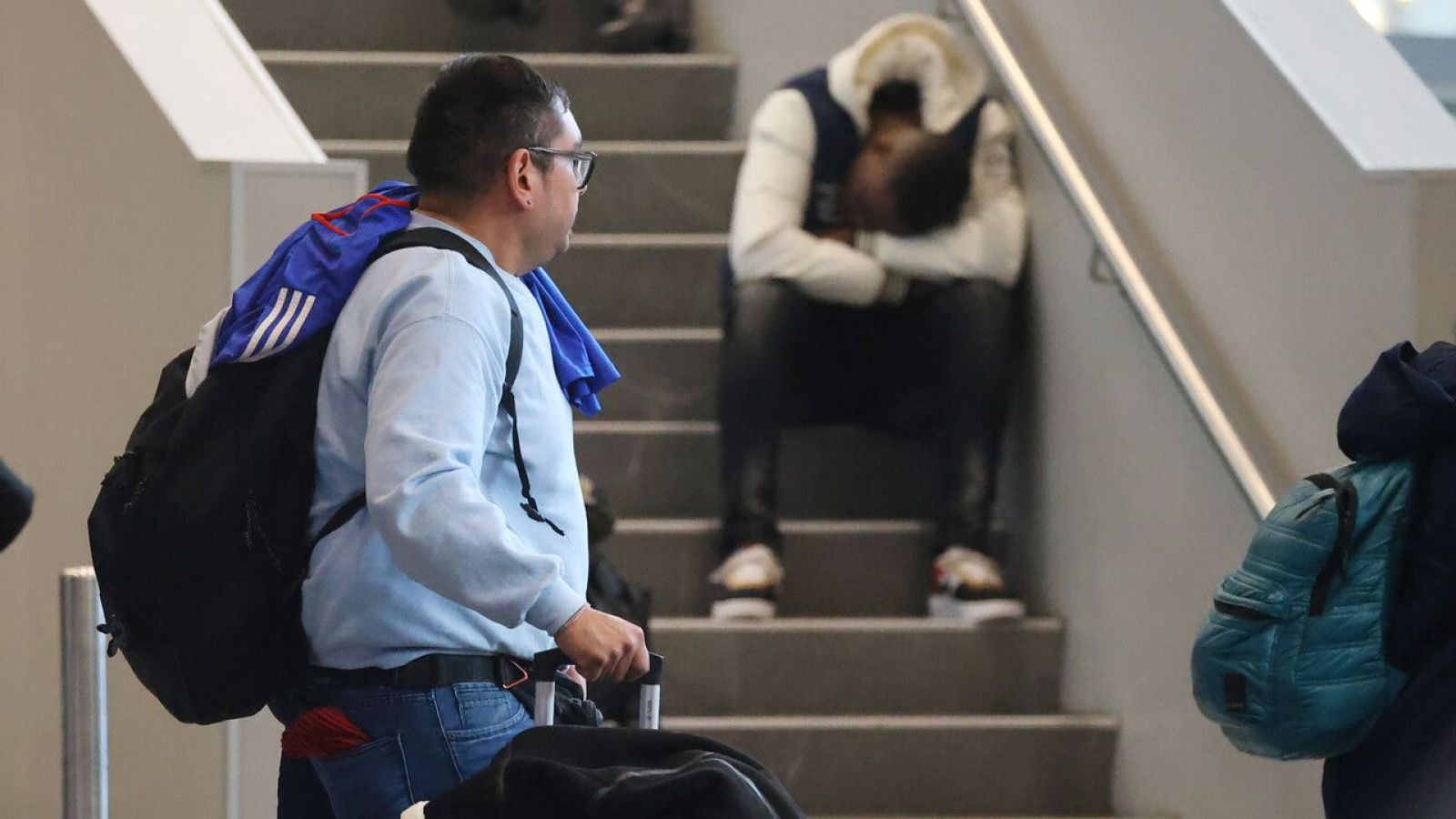 Descartan bomba en Aeropuerto