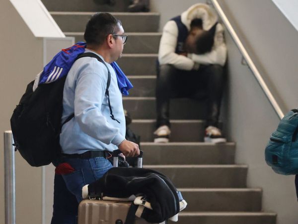 Descartan bomba en Aeropuerto
