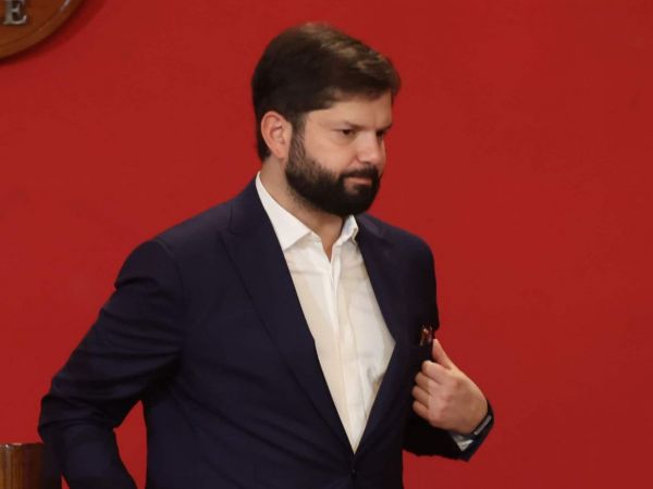 Presidente Boric visita a familia de niño de Recoleta