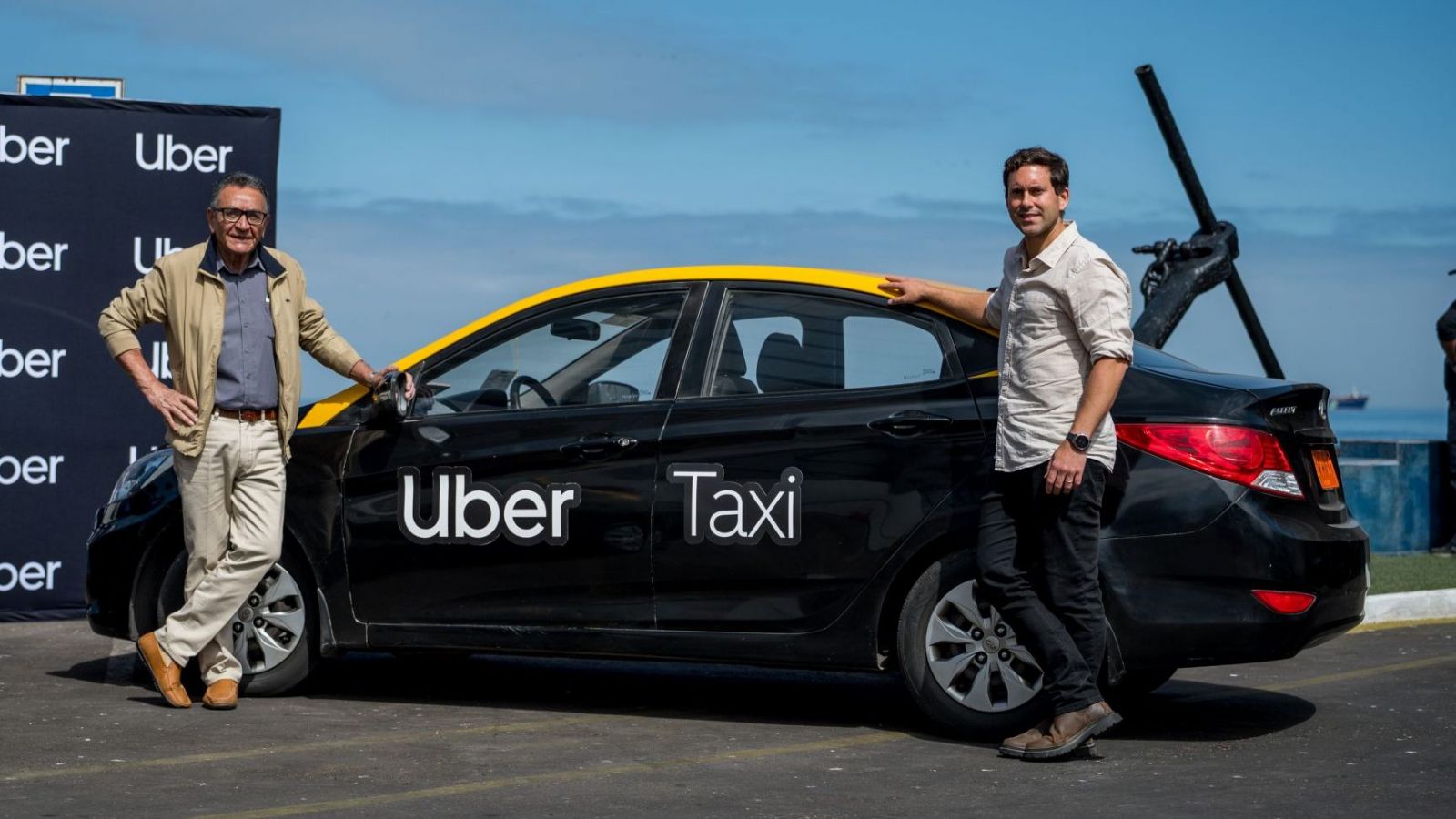 Uber Taxi llega a Iquique tras alianza con colectiveros