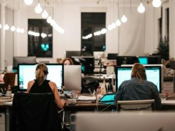 Un 57% de los trabajadores está considerando renunciar según estudio