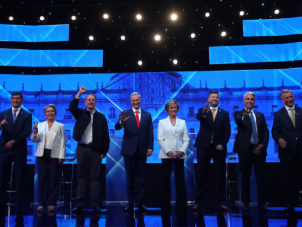 Nicolás Ibáñez a dos bandos: los aportes a los candidatos presidenciales y sus mayores donantes