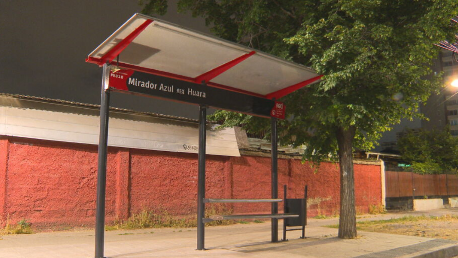 Funcionaria de la Junji apuñalada por su expareja en La Florida