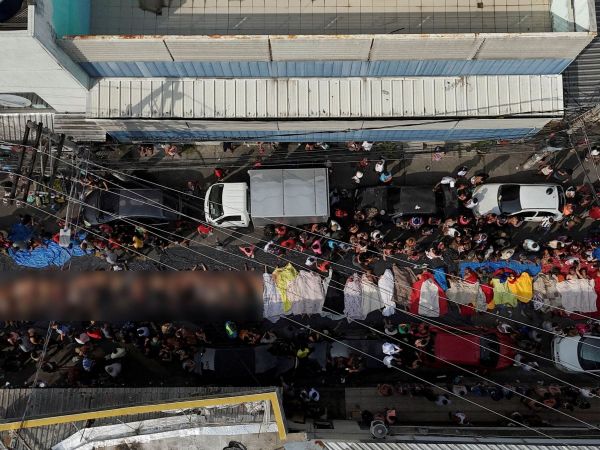 Operación policial en Río de Janeiro. Vecinos depositan cadáveres en ls calles