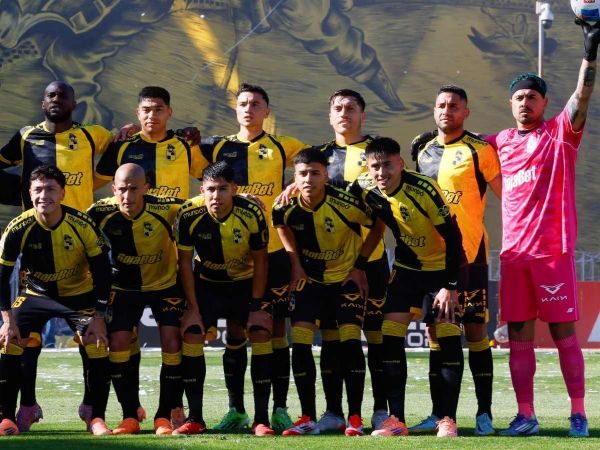 Jugadores de Coquimbo Unido recibirán millonario premio tras ser campeones