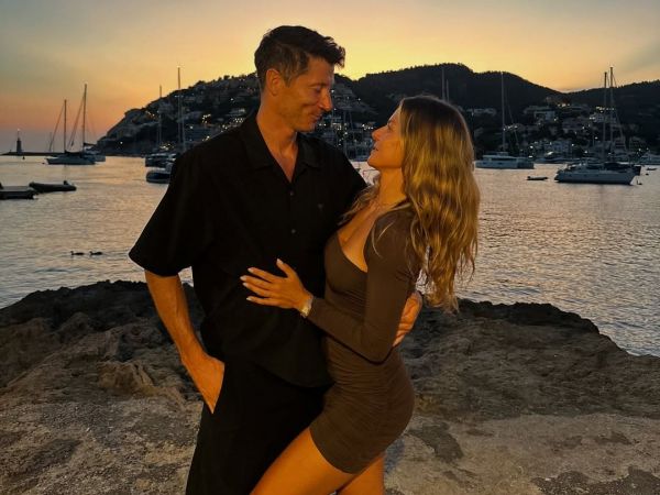 Robert Lewandowski fue blanco de burlas en la selección polaca por fotos de su esposa