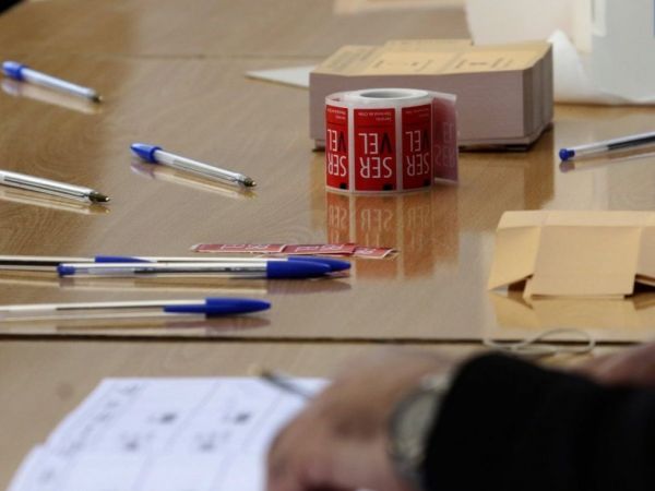 Mesa de elecciones Servel