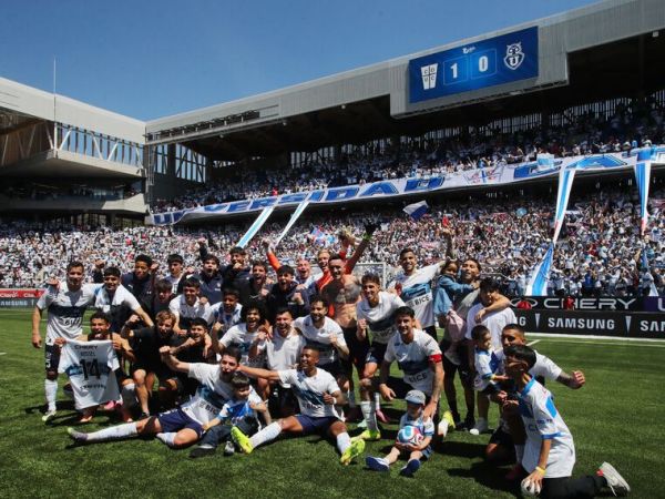 Paulo Garcés defendió de las duras críticas que recibió Esteban Pavez por sus elogios a la UC