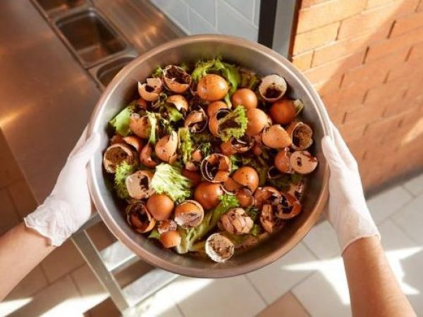 Cáscaras de huevo recicladas en Pronto Copec